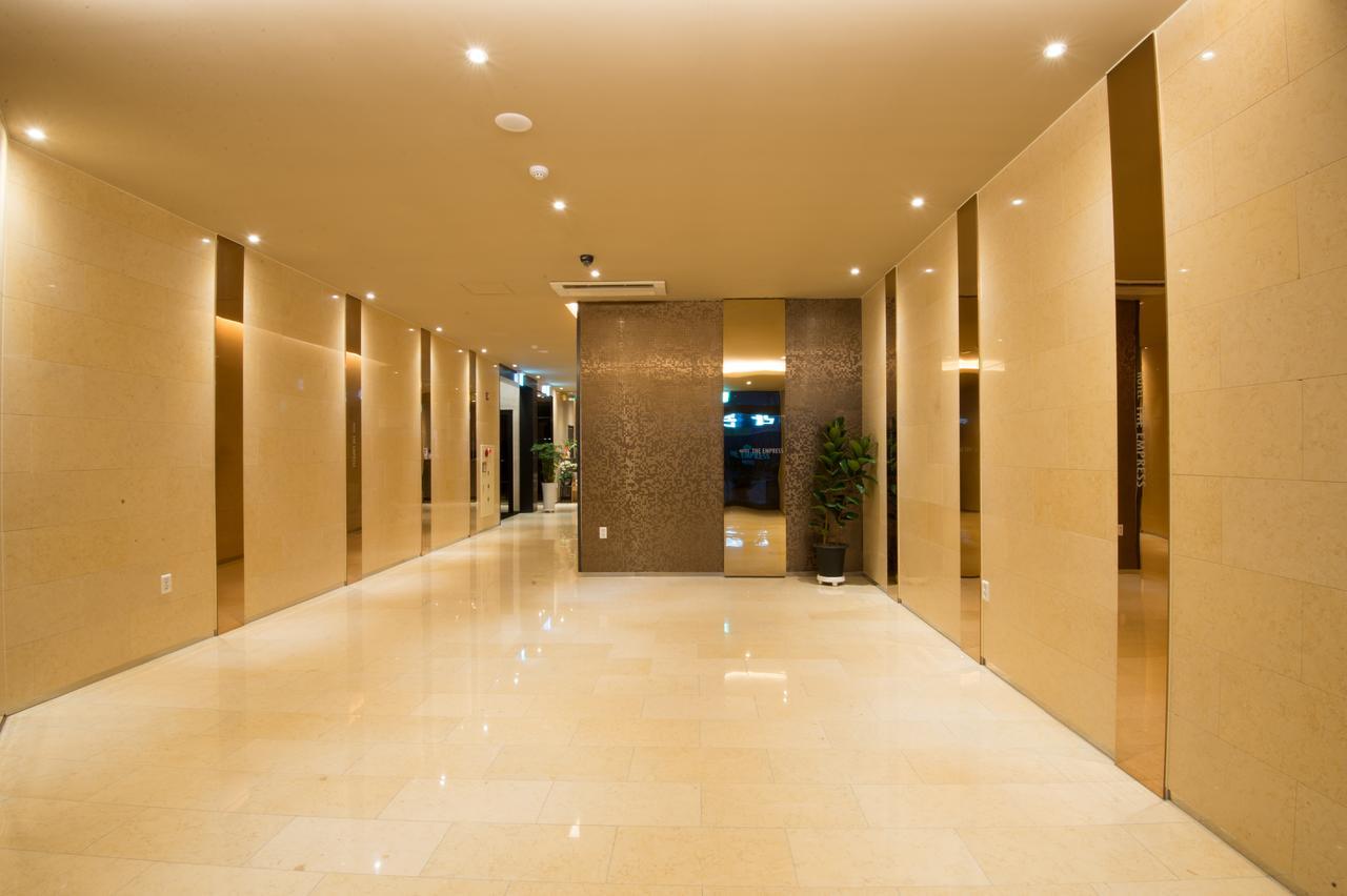 The Empress Hotel Daejeon Luaran gambar